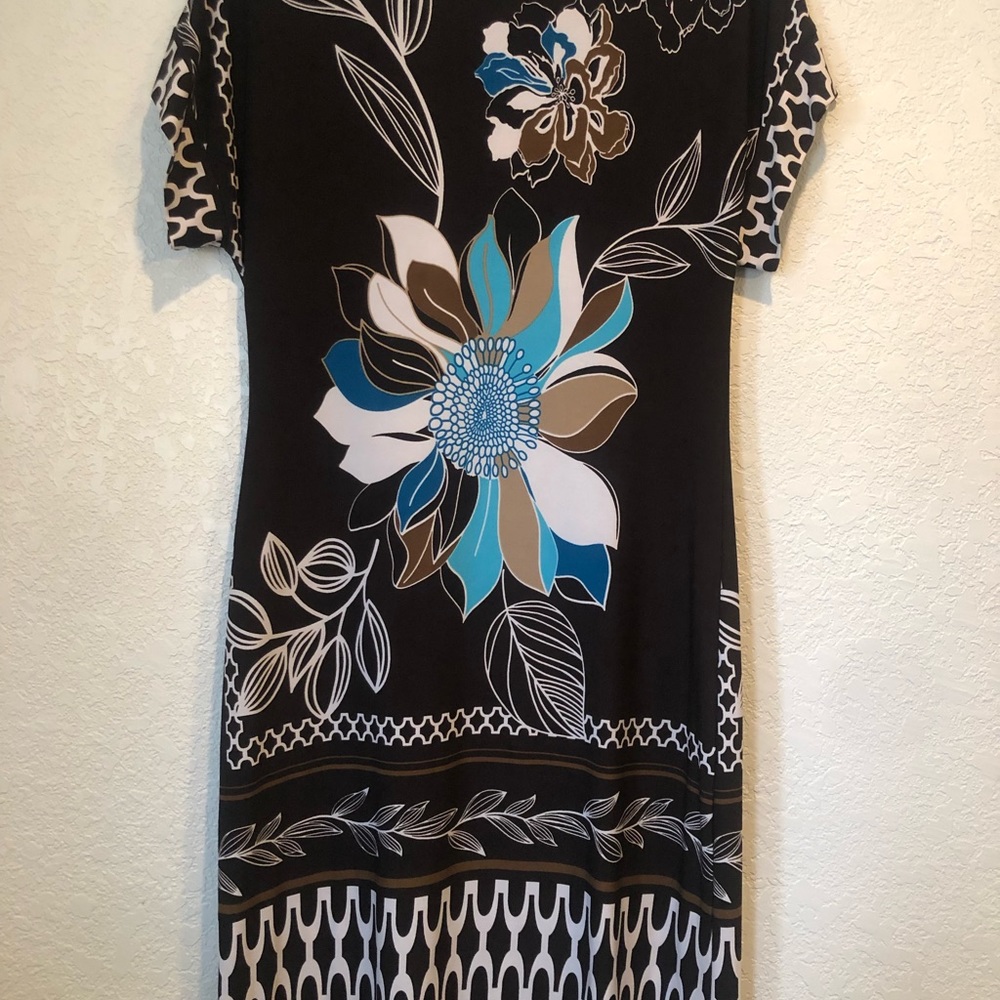 Women’s Sheath Dress - Picture 6 of 6